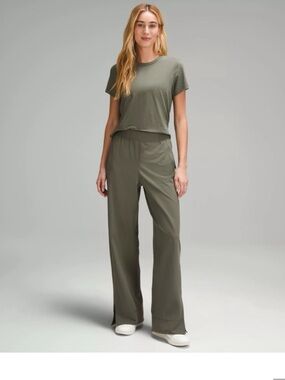 Lululemon Stretch Woven High-Rise Wide-Leg Pant  Size S 30” inseam